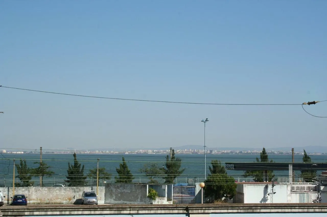 Lisboa Arte Hostel Португалия